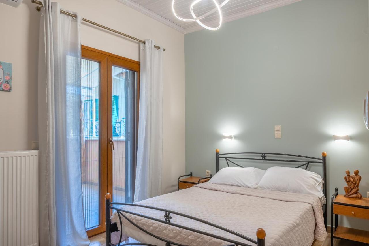 G.R luxury apartment Kalligoni Extérieur photo