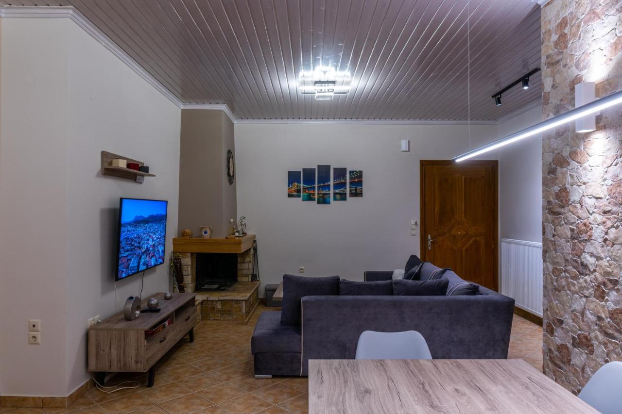 G.R luxury apartment Kalligoni Extérieur photo