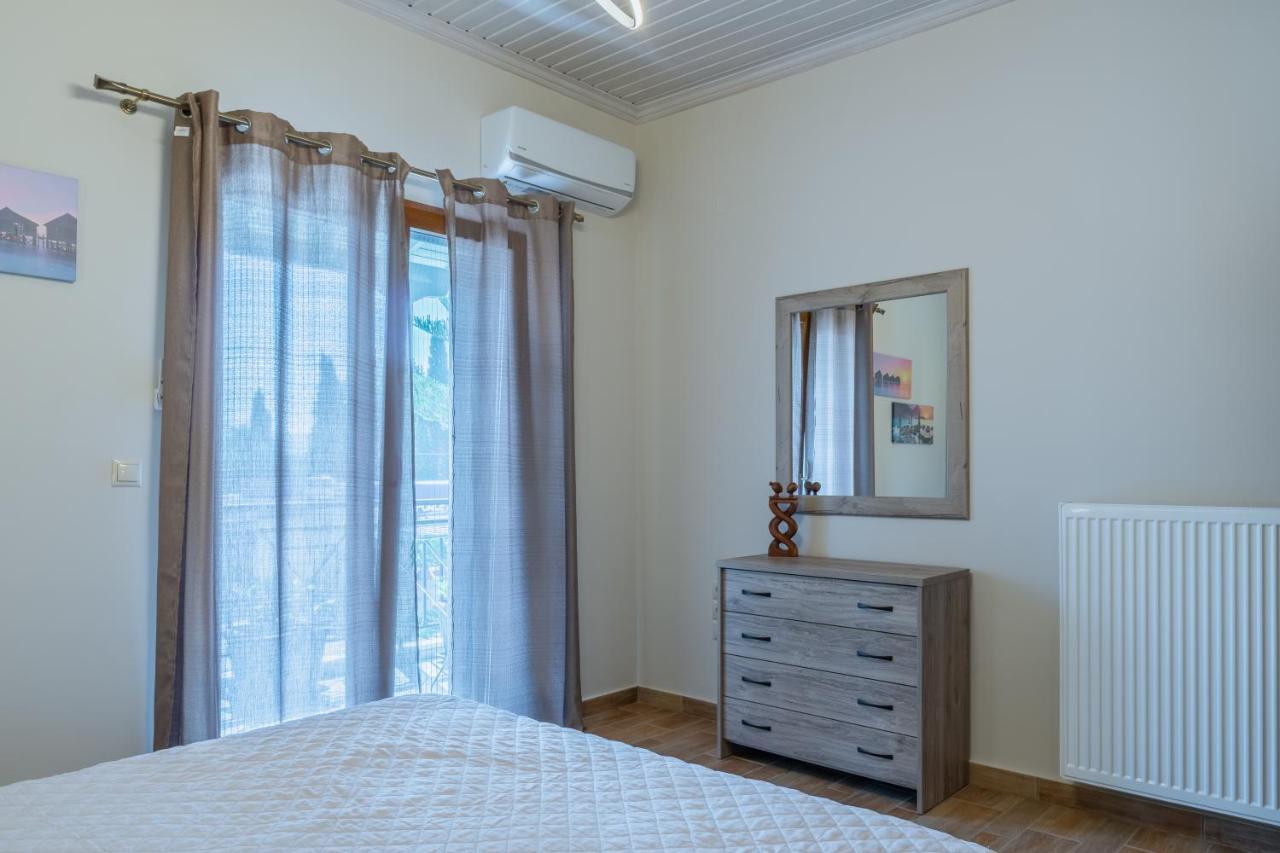 G.R luxury apartment Kalligoni Extérieur photo