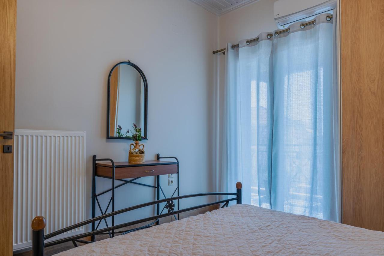 G.R luxury apartment Kalligoni Extérieur photo